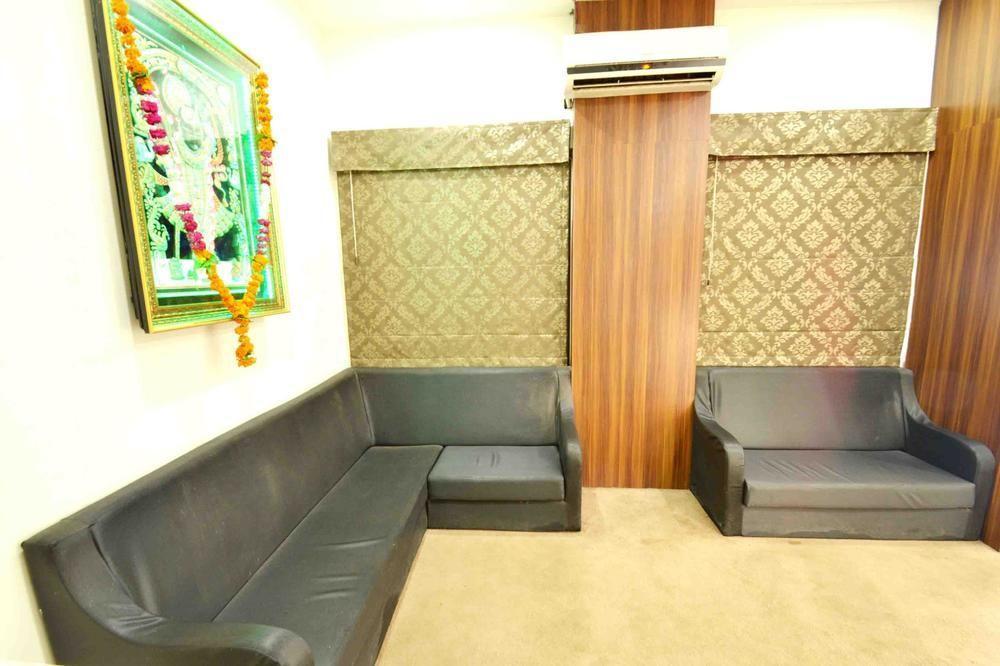 Capital O 1546 The Sensation Hotel Ιντόρ Εξωτερικό φωτογραφία