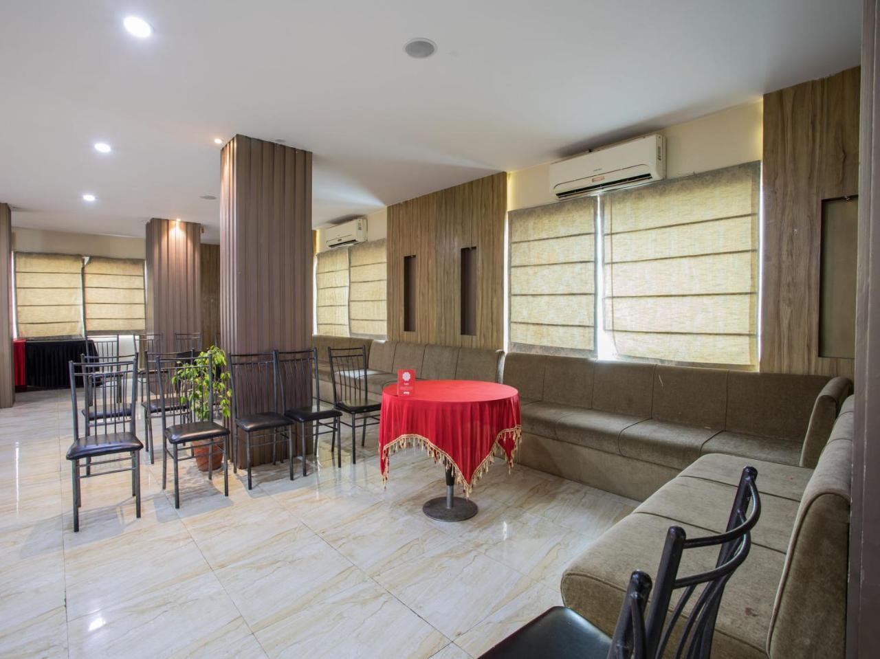 Capital O 1546 The Sensation Hotel Ιντόρ Εξωτερικό φωτογραφία